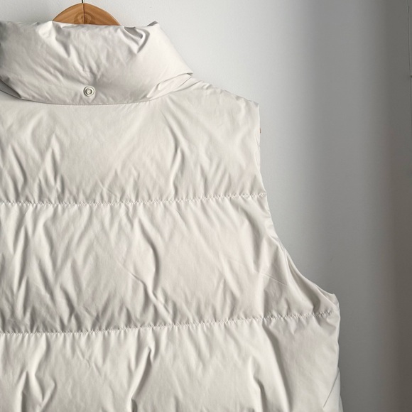 lululemon wunder puff mid length vest - Picture 8 of 16